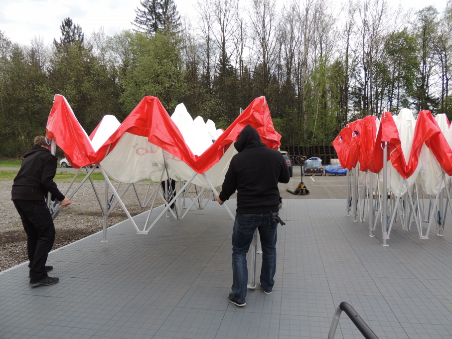 EXPO-tent beim Racing Team pro-Driver - Aufbau des Zeltes